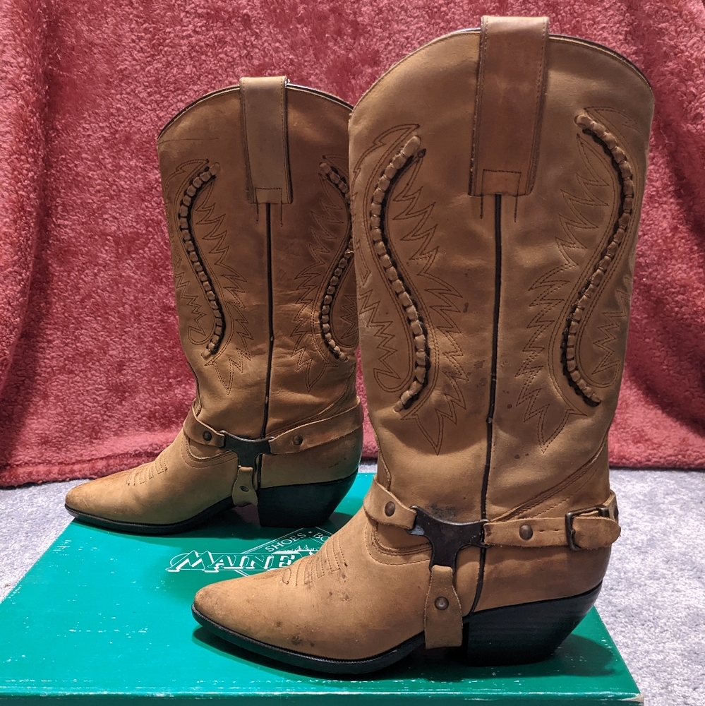 Tan Leather Maine Woods boots 6.5 women